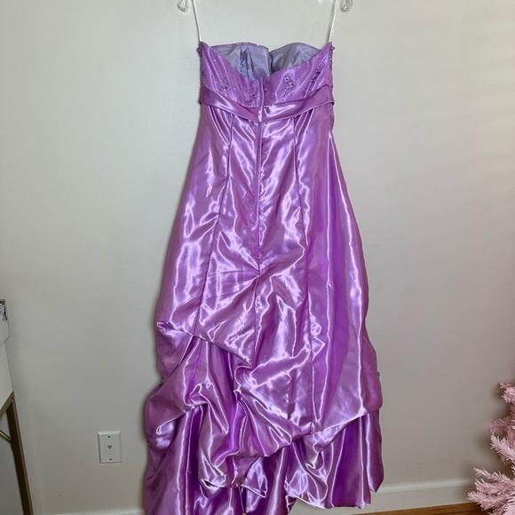 Jessica McClintock for Gunne Sax Lavender Strapless Satin Dress - Picture 3 of 4